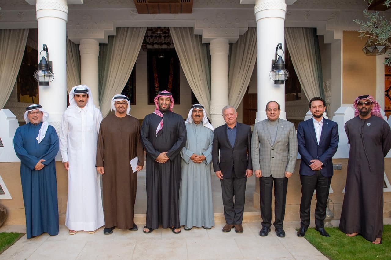 القادة المشاركون في لقاء الرياض يرحبون بعقد القمة العربية الطارئة بالقاهرة 4 مارس