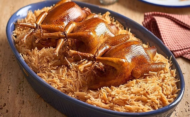 سفرة 17 رمضان| طريقة تحضير الحمام المحشي.. خطوات بسيطة لطعم مميز