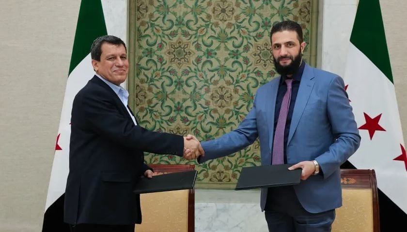 الرئيس السوري يوقع اتفاقا مع قائد قوات سوريا الديمقراطية لدمجها في مؤسسات الدولة