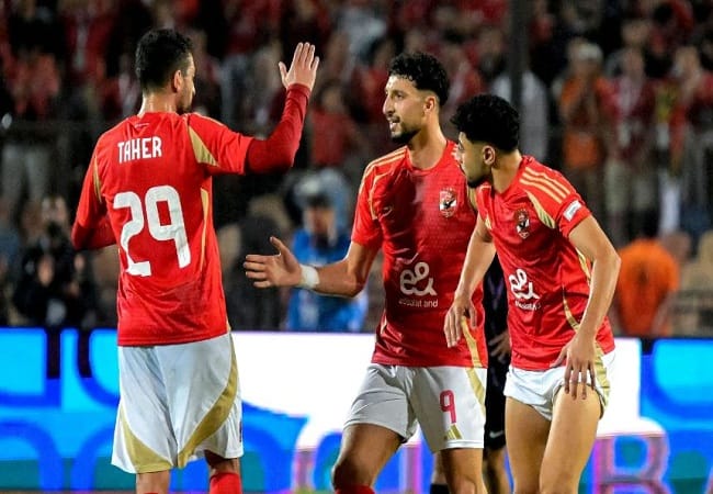 ملخص مباراة الأهلي وصن داونز.. “المارد الأحمر” يقترب من النهائي الأفريقي رغم التعادل
