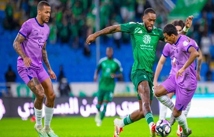 الأهلي والخلود في الدوري السعودي