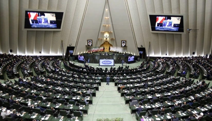 إيران تعتزم تعليق التعاون مع الوكالة الدولية للطاقة الذرية