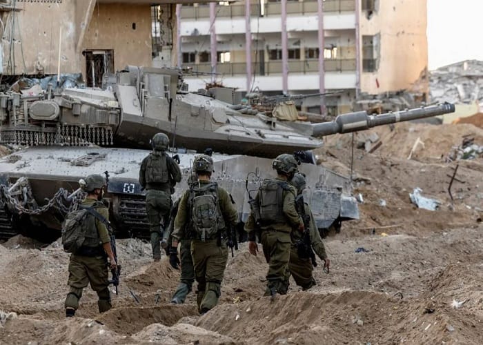 جيش الاحتلال الإسرائيلي يزعم مهاجمة عشرات الأهداف الإرهابية في غزة