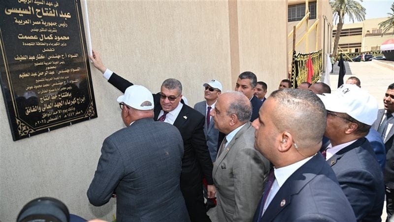 تفاصيل افتتاح خط إنتاج جديد لتصنيع أبراج كهرباء الجهد العالي والفائق بمصنع الطائرات