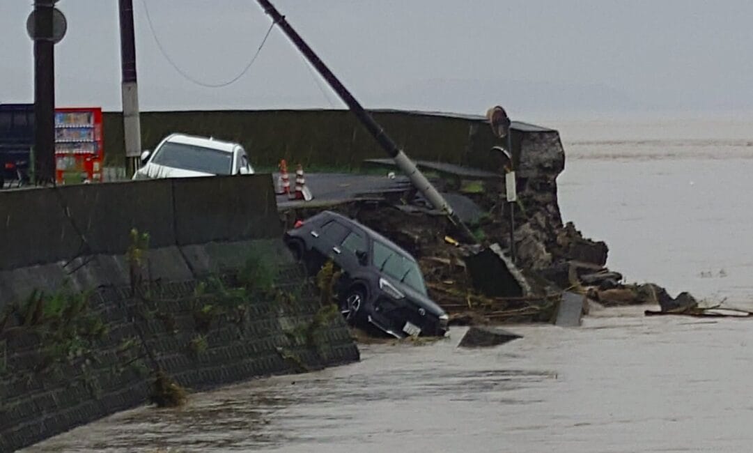 أمطار وفيضانات جنوب اليابان