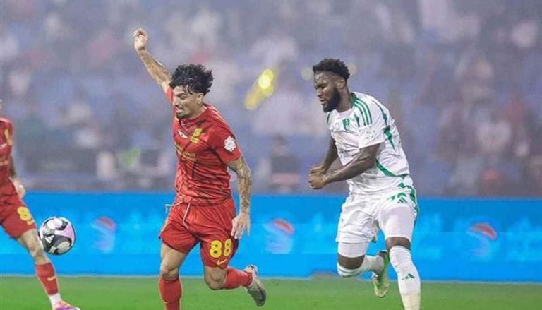 الأهلي يكتسح القادسية بخماسية ويواجه النصر في نهائي السوبر السعودي