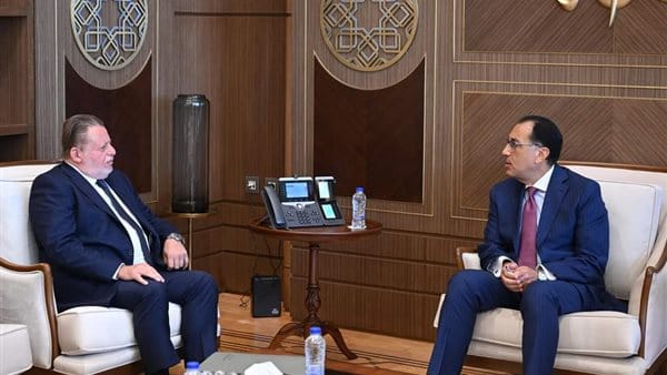 رئيس الحكومة: نعمل مع البنك المركزي لتحقيق تكامل يضمن استدامة المؤشرات الإيجابية للاقتصاد