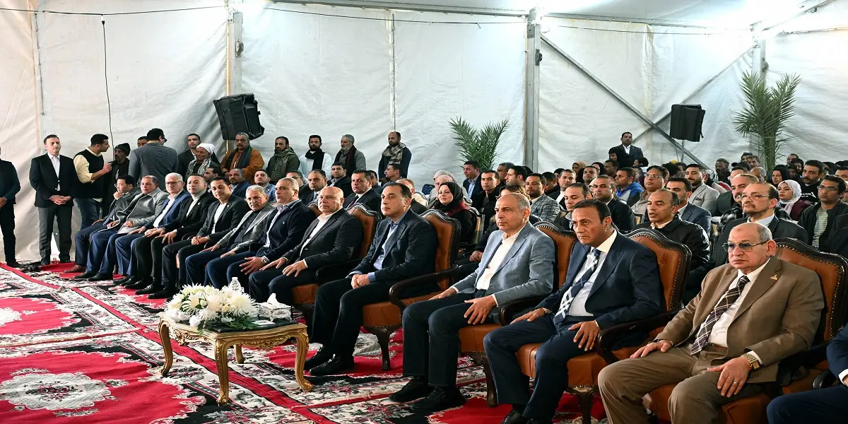 مدبولي من المنيا: “حياة كريمة” وتطوير العشوائيات نقلة نوعية في معيشة أهالي الصعيد