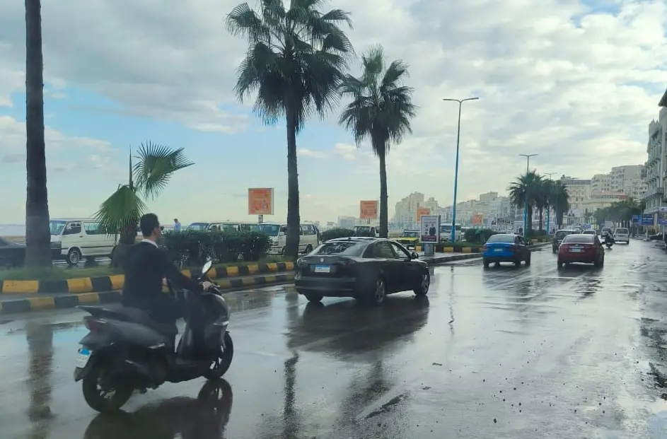 الأرصاد الجوية تحذر من حالة الطقس اليوم وغدا.. الحرارة تسجل درجتين في عدة مناطق