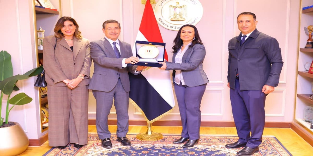 وزارة التضامن الاجتماعي وبنك التعمير والإسكان يشهدان توزيع الأجهزة التعويضية لطلاب الجامعات من ذوي الهمم