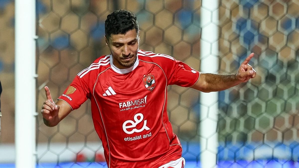 محمد شريف يكشف حقيقة خلافه مع الأهلي.. وسبب انتقاله إلى الزوراء العراقي