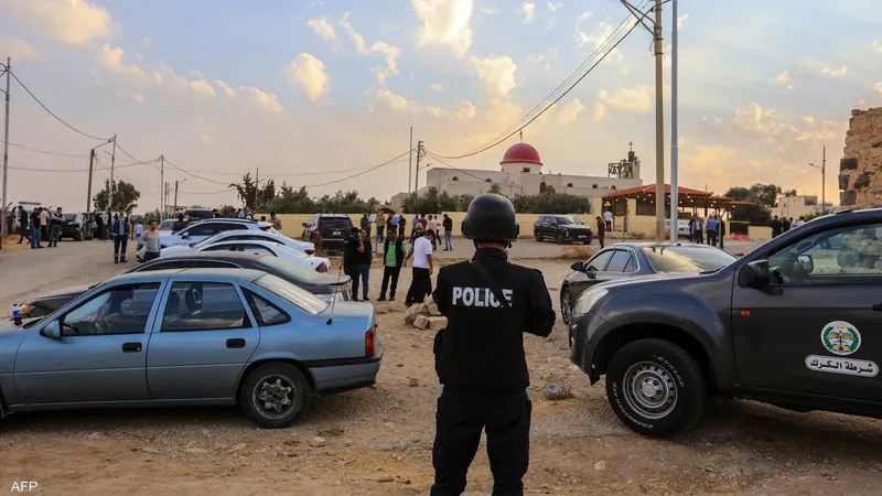 8 قتلى وعشرات المصابين وقرار عاجل بشأن التحقيقات.. القصة الكاملة لهجوم كنيسة الكرك في الأردن