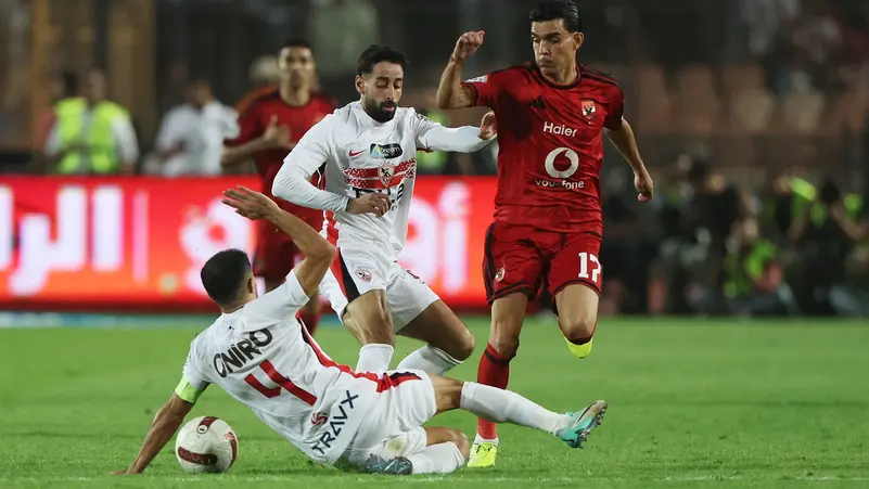 الأهلي والزمالك في مباراة القمة