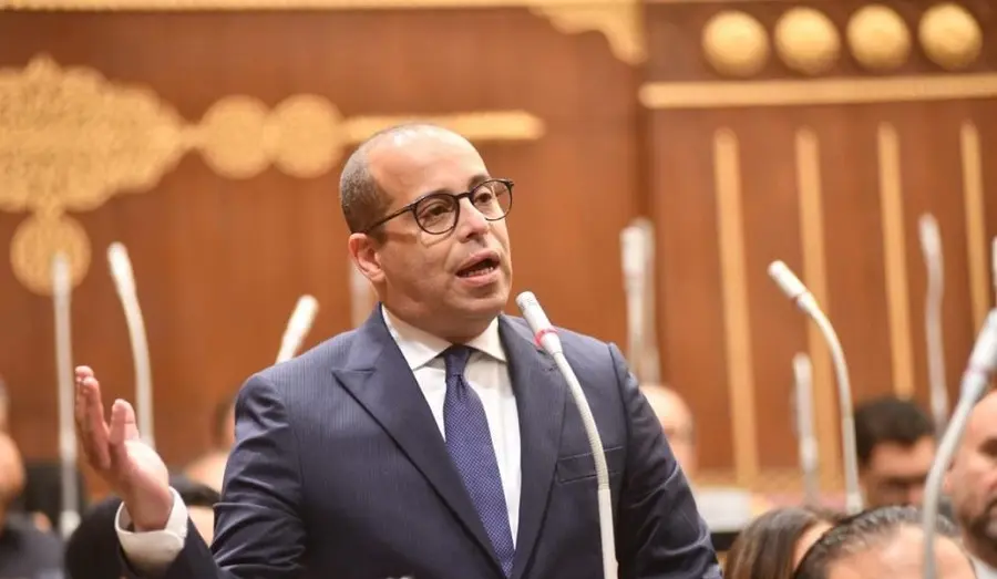 النائب نادر خزام: تسريع إجراءات إنشاء المصانع يعزز نمو الصناعة والاقتصاد المصري