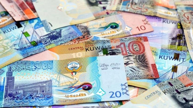 العملات الخليجية اليوم.. سعر الريال القطري والدينار البحريني والريال العماني أمام الجنيه
